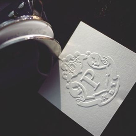 廣州VI設(shè)計公司:注入廣州元素,打造與城市特色相融合的VI設(shè)計方案